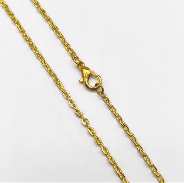 Halsketting met platte kabel 