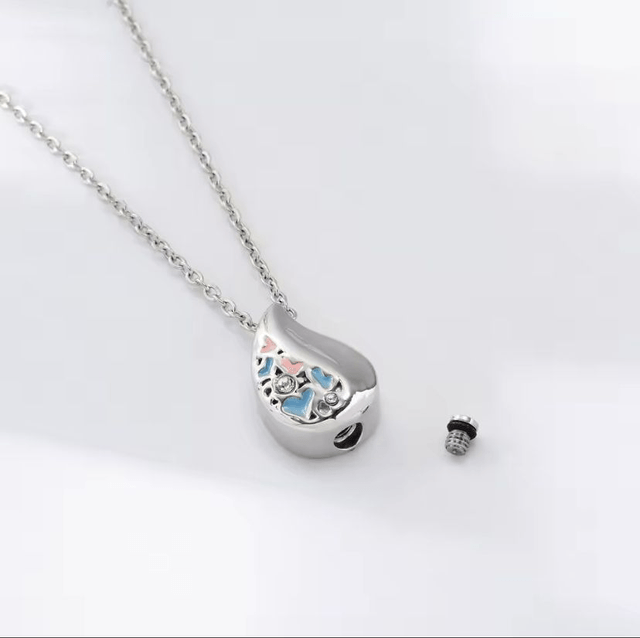 Teardrop ashanger